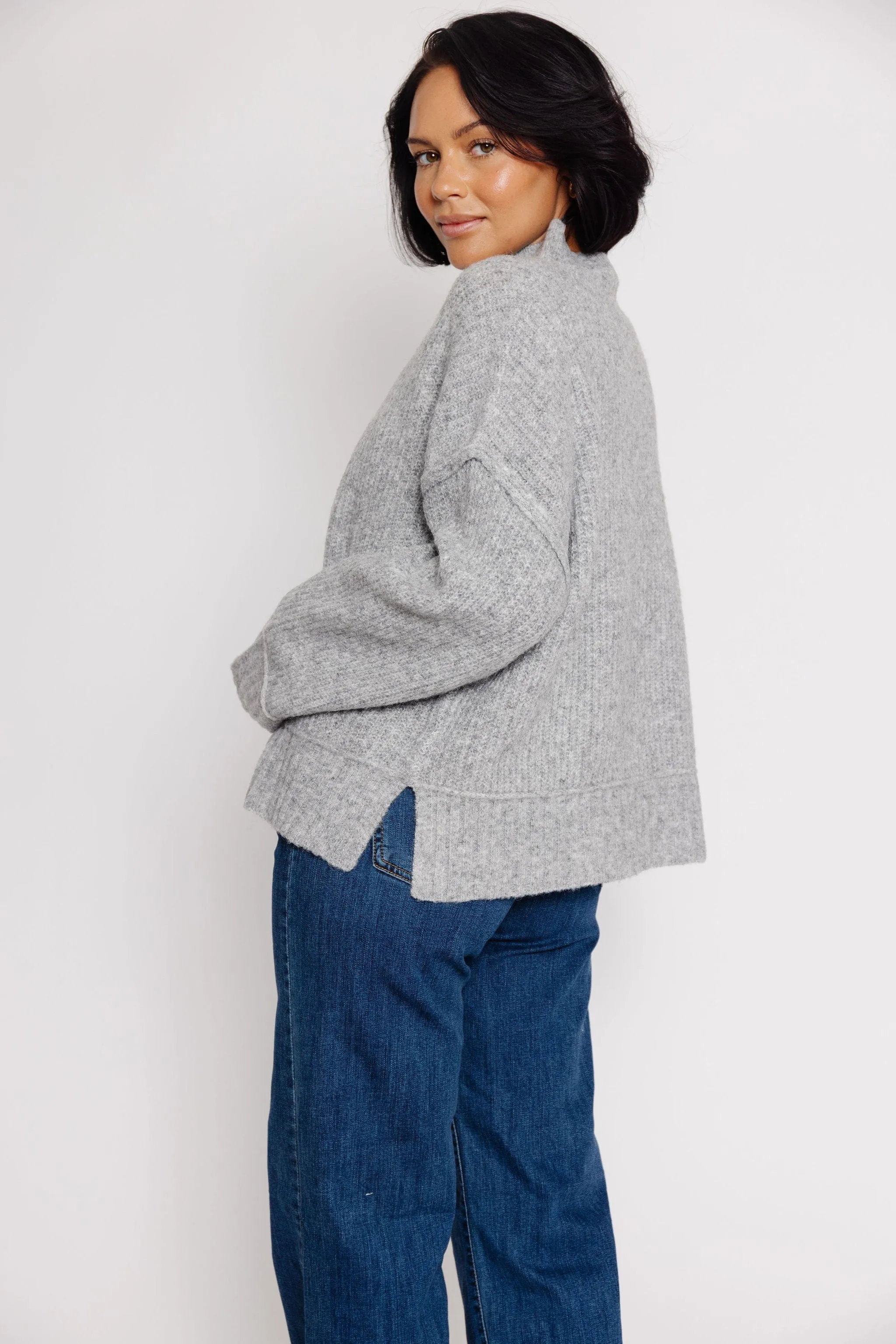 Eloise Sweater in Light Grey