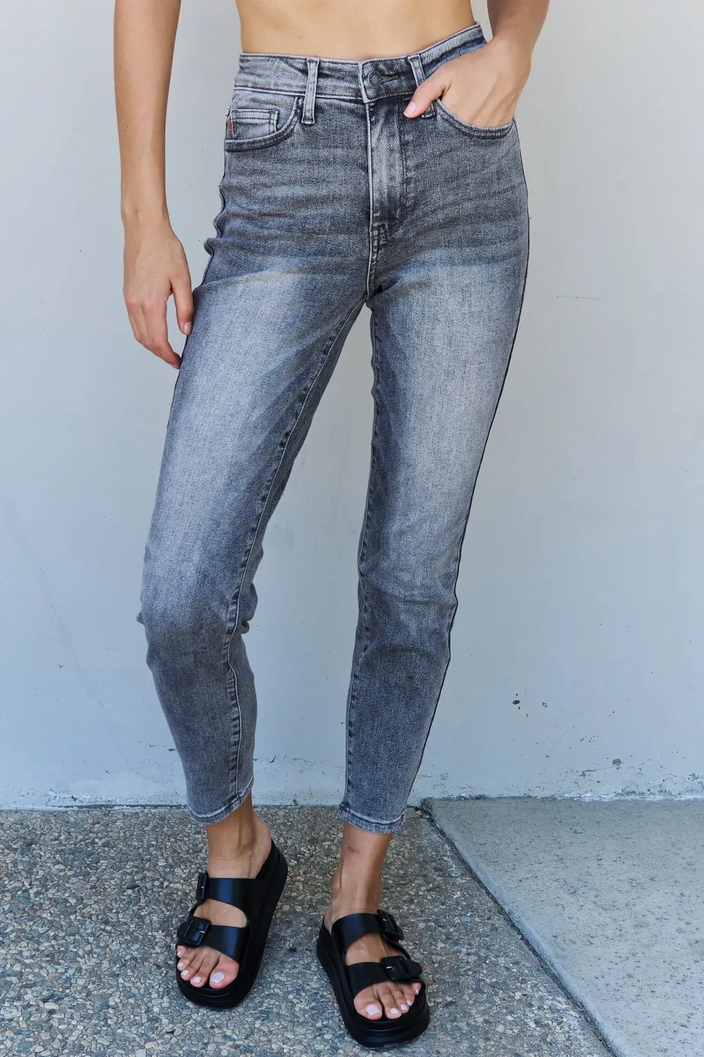 Judy Blue Racquel Full Size High Waisted Stone Wash Slim Fit Jeans