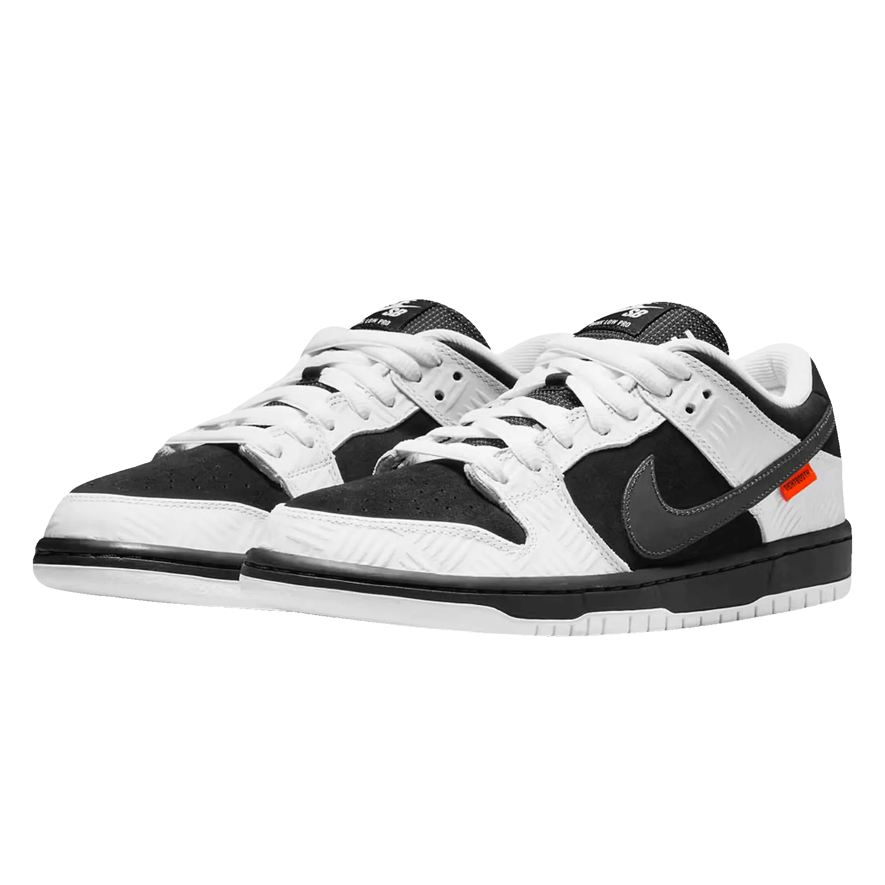 Nike Dunk SB Low Tightbooth