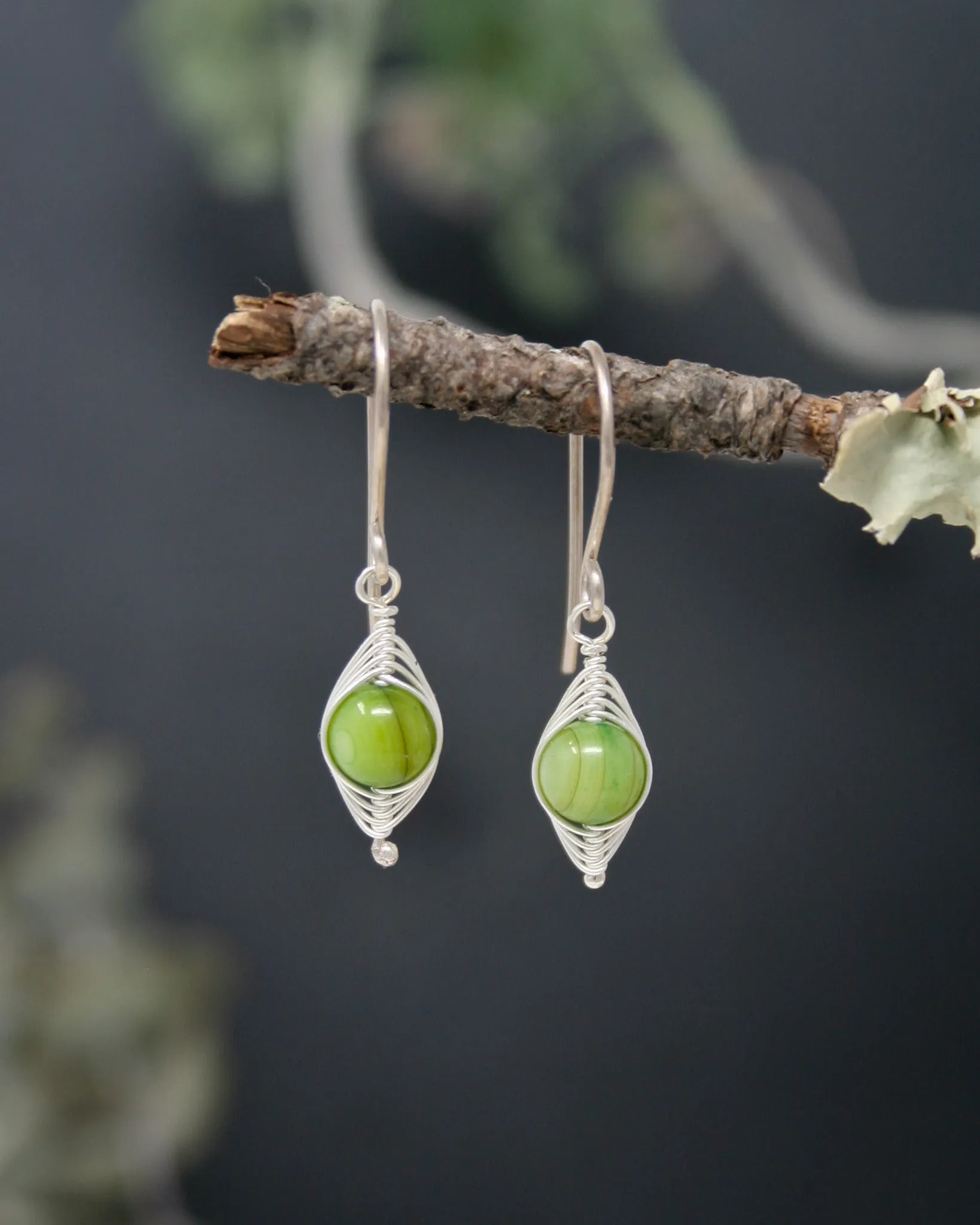 One pea in a pod earrings [made to order]