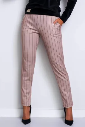 Pantaloni casual beige a fantasia sottile gessata con tasche laterali